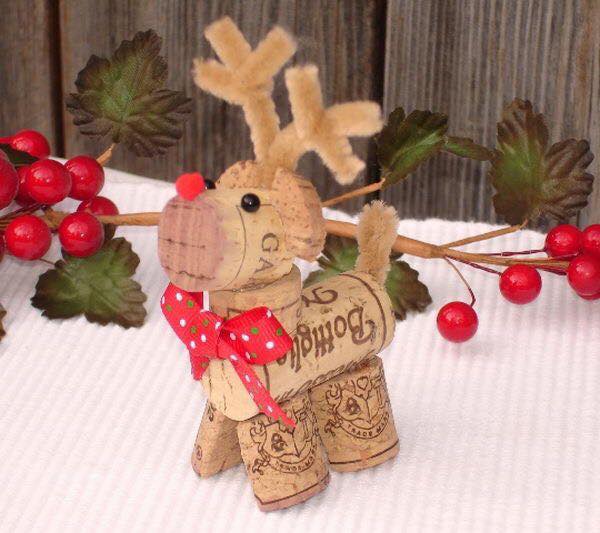 20-Brilliant-DIY-Wine-Cork-Craft-Projects-for-Christmas-Decoration1.jpg