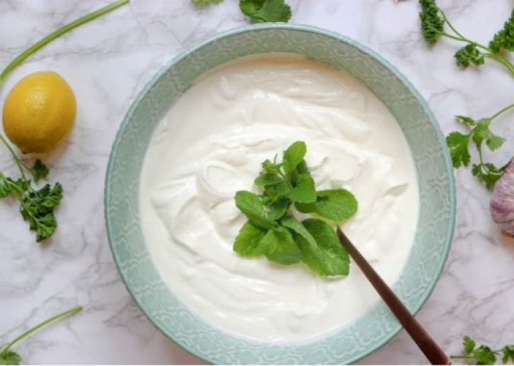 étel tojás gasztronómia csicseriborsó görög joghurt tehéntúró