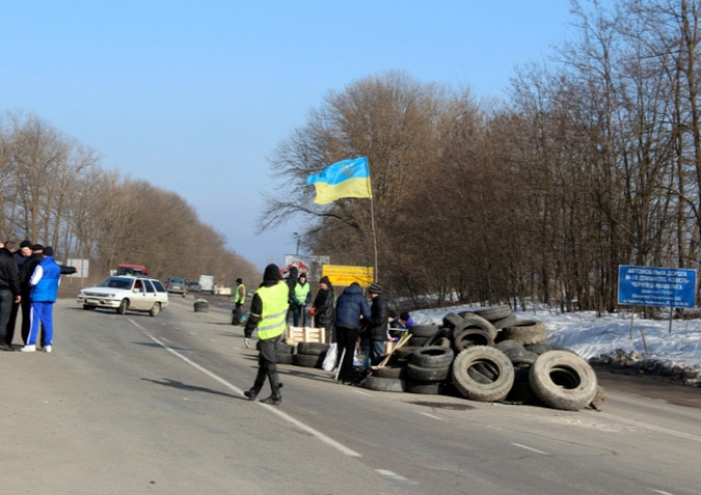 útzár és ellenőrzőpont az Ukrajnai városoknál