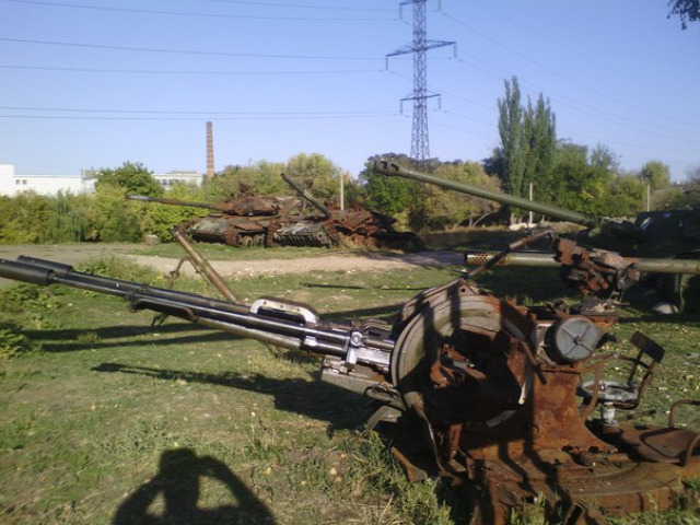 Leselejtezett ágyúk Luhanszkban
