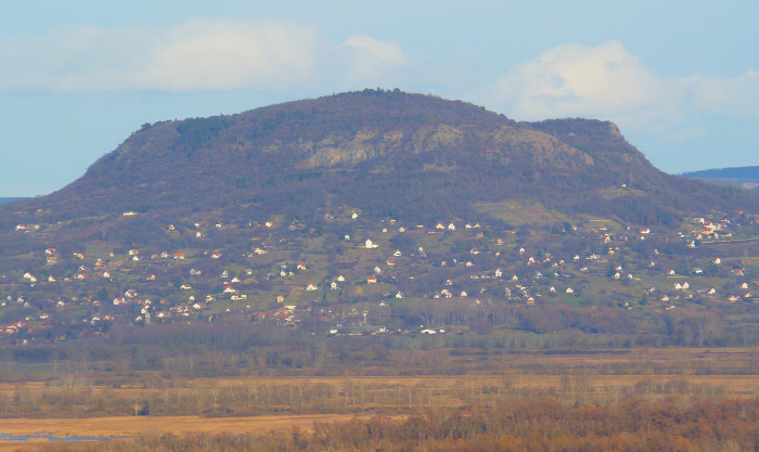 Magyarország Zala megye hegy kilátó Keszthelyi-hegység Balatongyörök tanösvény