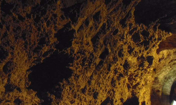 Magyarország Baranya megye Pécs Mecsek barlang mésztufa barlang Tettye