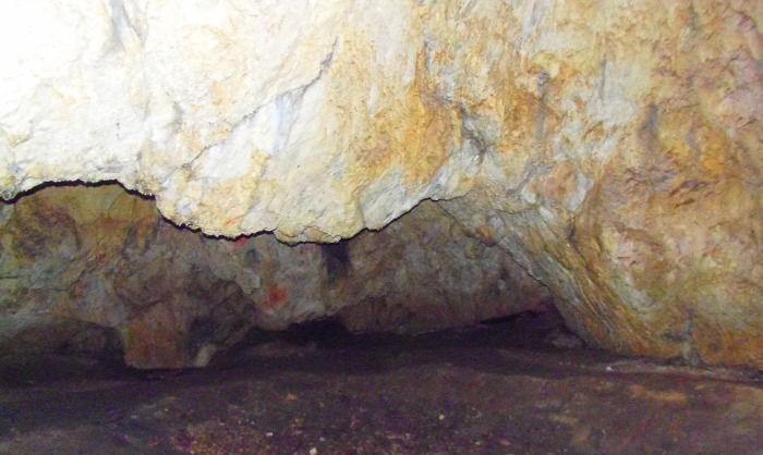 Magyarország Veszprém megye Bakonybél barlang Odvaskő túraút Bakony