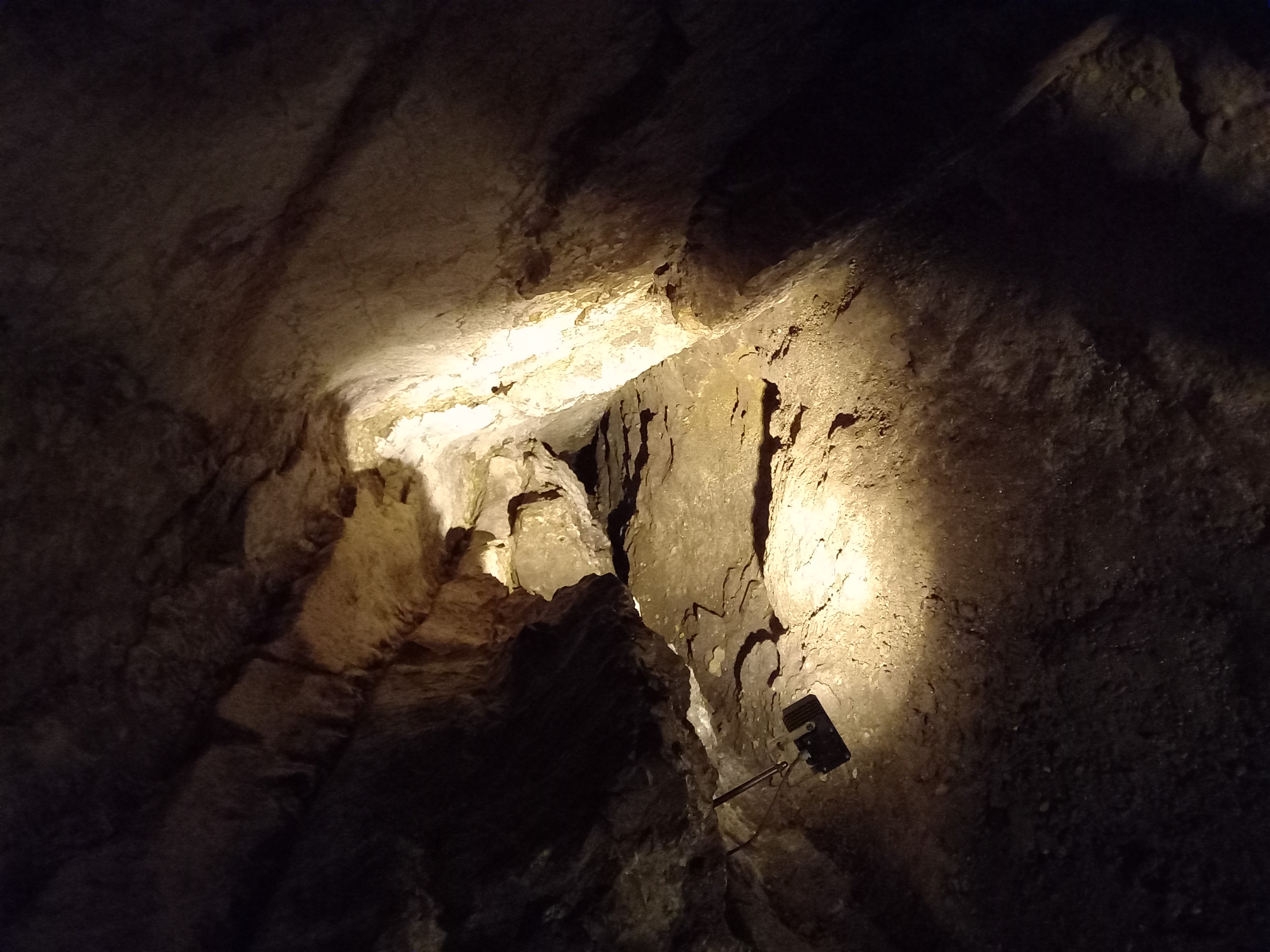Magyarország Veszprém megye Balatonfüred barlang Lóczy-barlang