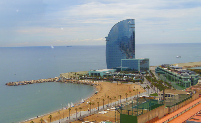 Spanyolország Barcelona nagy-kabinos felvonó