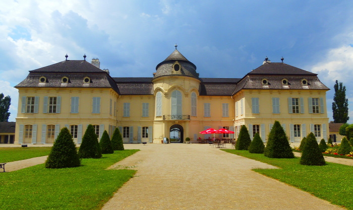 Ausztria Alsó-Ausztria várak Schloss Niederweiden