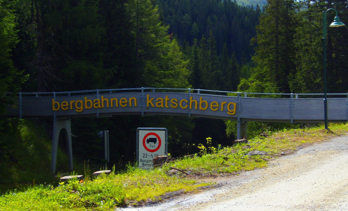 Ausztria Karintia Salzburg tartomány Katschberg hegy csúcskereszt Aineck