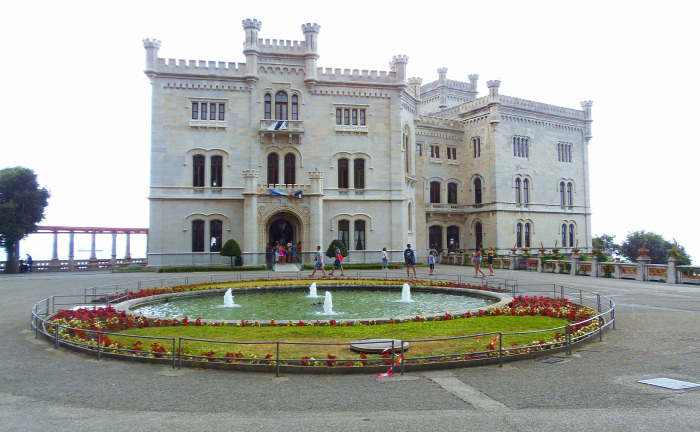 Olaszország Trieszt Miramare kastély várak