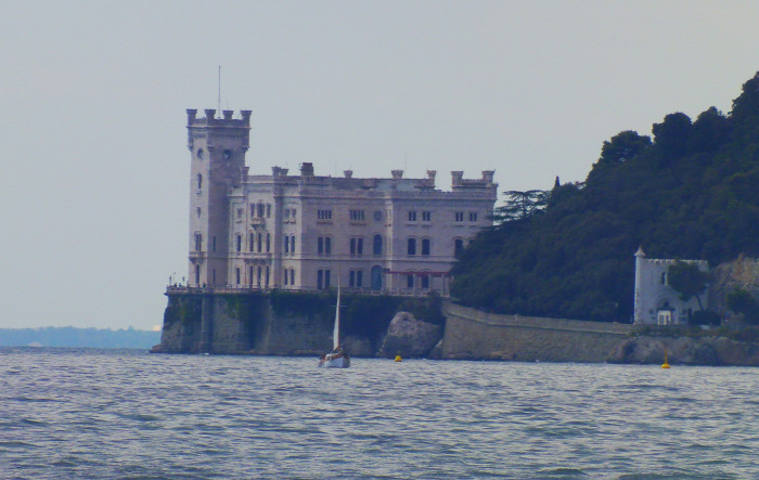 Olaszország Trieszt Miramare kastély várak