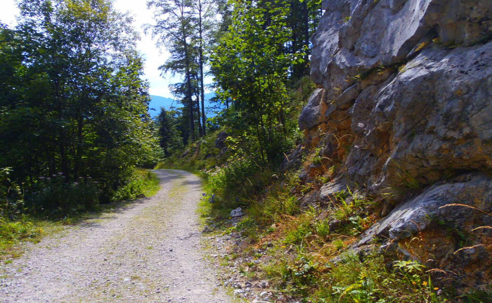 Ausztria Alsó-Ausztria Schneeberg hegy szurdok libegő Weichtalklamm csúcskereszt túraút