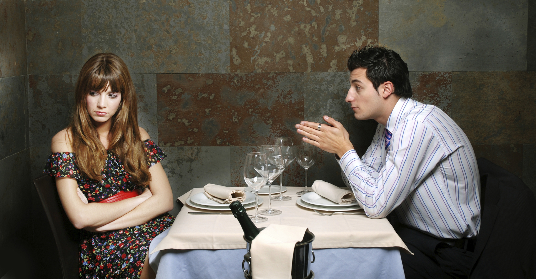 mit jelent a beszélgetés a randevú?