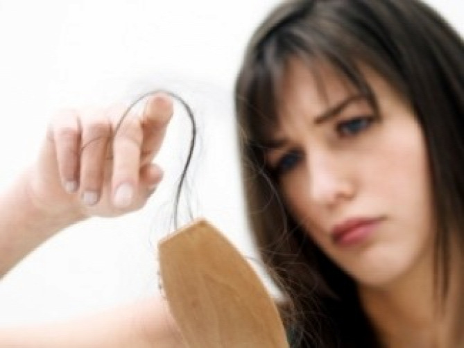 hajbeültetés hajbeültetés nőknek női hajbeültetés hajátültetés nőknek női hajátültetés hajhullás nőknél  női hajhullás női kopaszodás női hajvesztés hormonális hajhullás hajhullás okai női hajhullás okai
