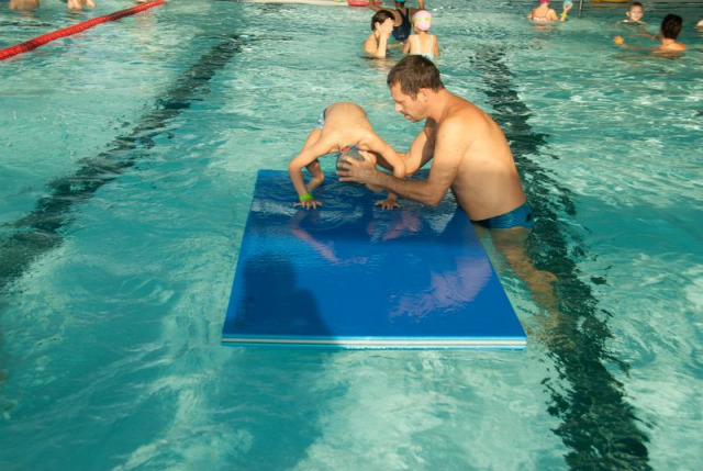 autizmus úszás sport gyerekek autista