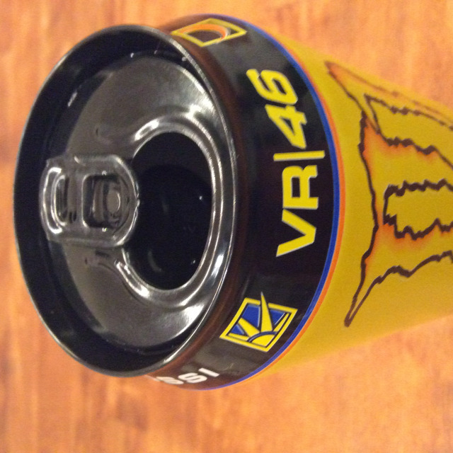 Környezetvédelem környezettudatos újrahasznosítás újrafelhasználás DIY csináld magad Rossi Valentino Rossi VR46 konyha kulacs alu aludoboz italos doboz maker edzés suli