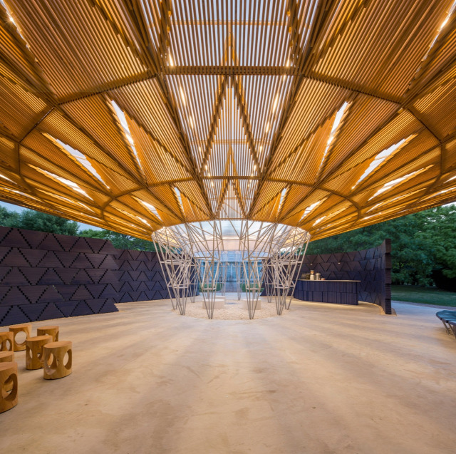 Kensington Serpentine Galéria pavilon Diébédo Francis Kere építészet afrikai archichat