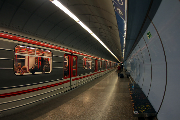 Prága gyorsvasút metró Csehország