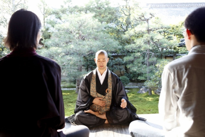 zazen meditáció japán felmosás rizskása japán szerzetes egészség kultúra