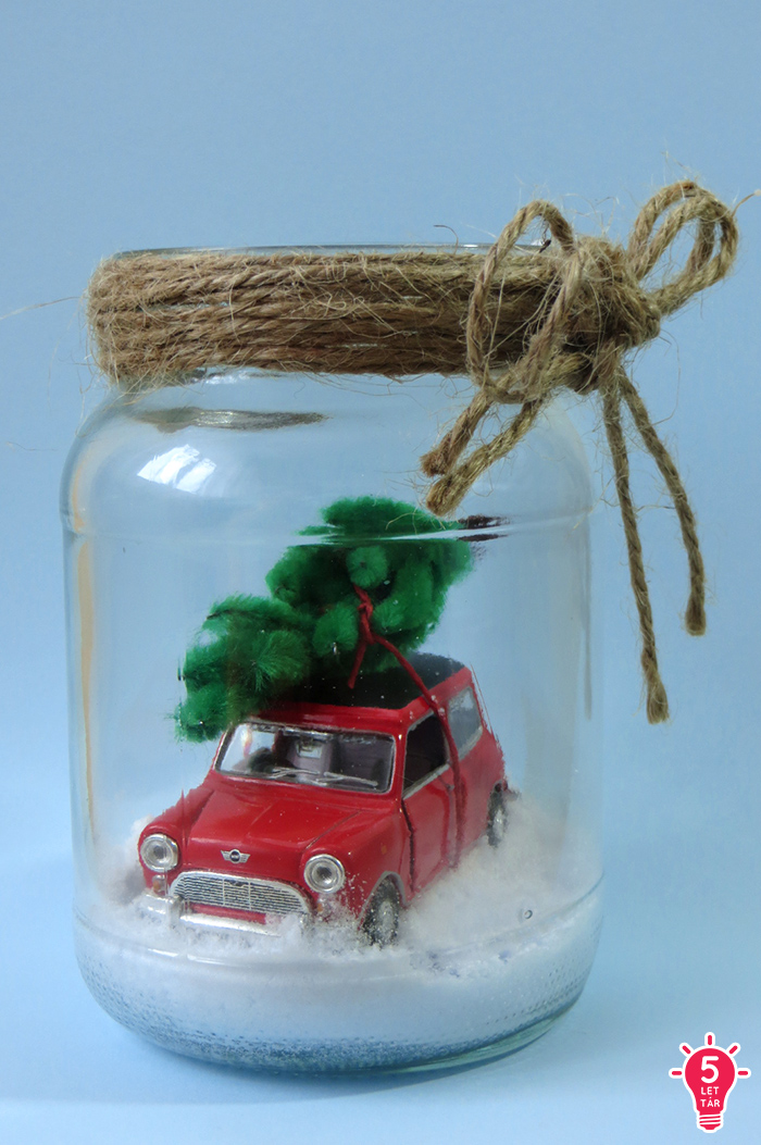 asztaldísz dekoráció DIY gyerekekkel egyszerű gyors tél autó játék kreatív ötletek befőttesüveg havas