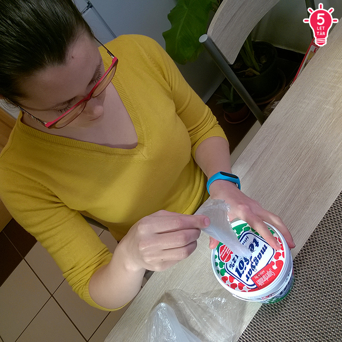 zacskó DIY használati tárgy konyha kreatív ötletek olcsó spárga újrahasznosítás tejfölös doboz könnyű gyors