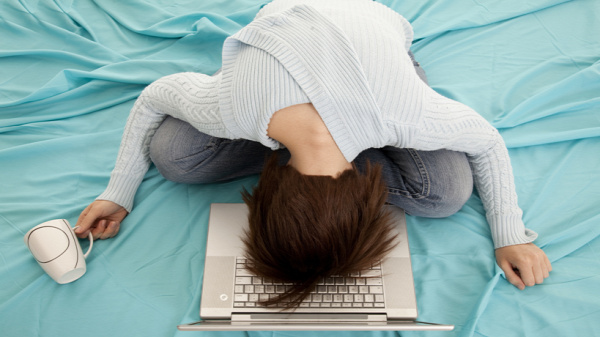 egészség mentális lista kimerültség betegség alvás jelek stressz hormon elhízás