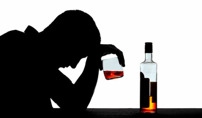 alkoholizmus szenvedélybetegség függőség addikció társfüggőség Dr. Kárpáti Róbert pszichiáter szakértő egészség lélek psziché