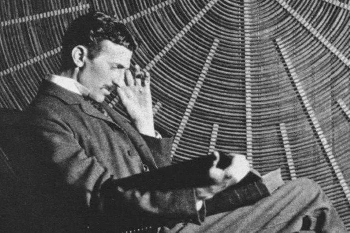 Nikola Tesla Thomas Alva Edison feltaláló  tudomány kultúra true story starlight