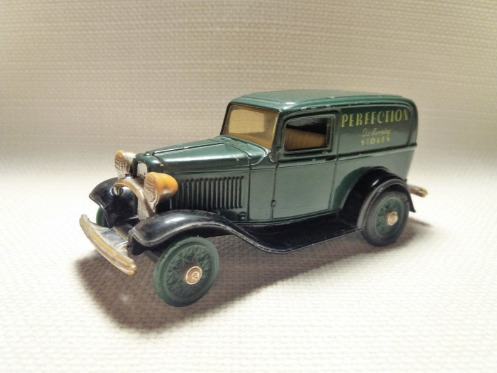 ertl ford 1932 ford panel delivery truck vintage vehicles egyéb old timer