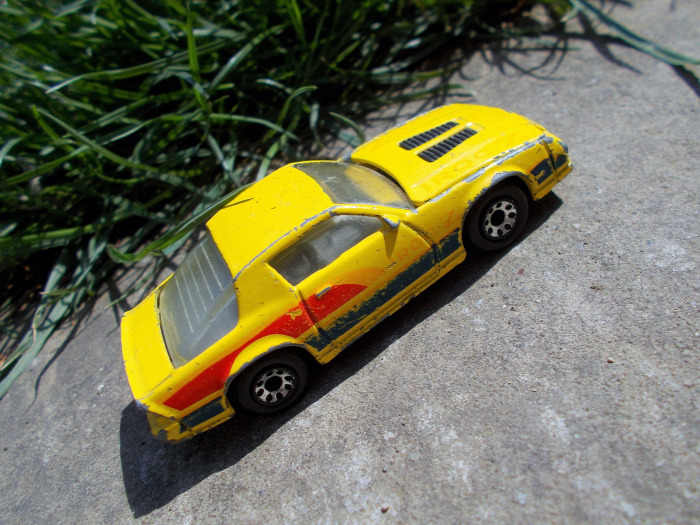 matchbox chevrolet camaro iroz-z camaro macau