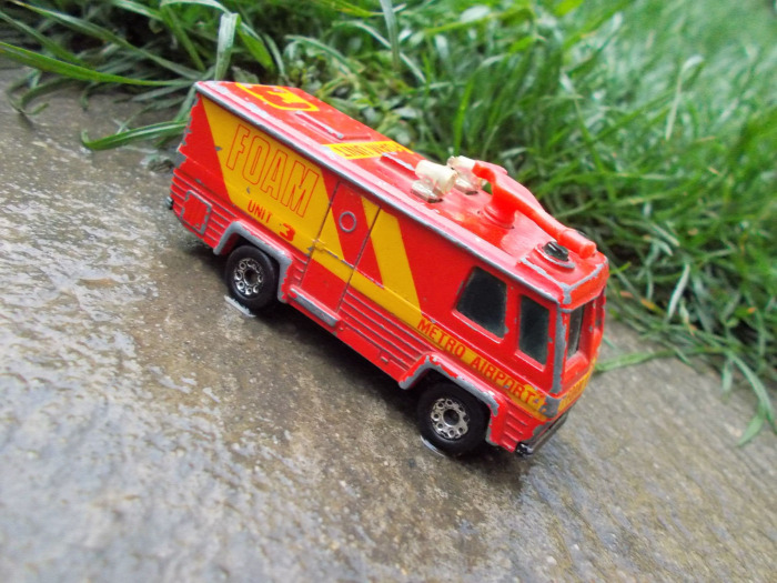 matchbox command vehicle foam unit macau 1980