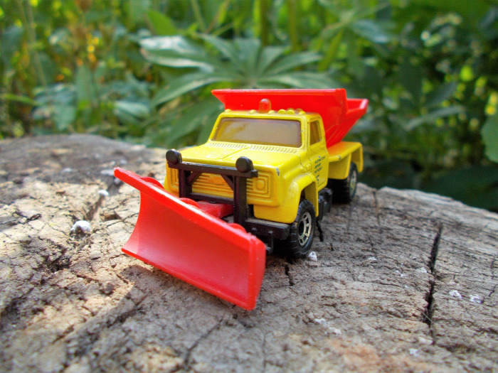 matchbox highway maintenance truck plow master 6000 chevrolet