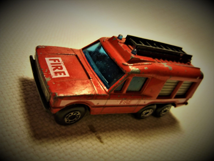 matchbox carmichael commando range rover 1982 1983 england lesney