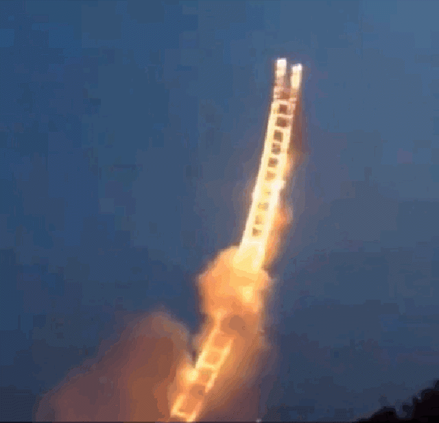 WTF There Is A New Type Of Firework Called The Sky Ladder And It's Beautiful