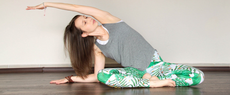 jóga otthoni edzés testmozgás maradjotthon jógázzotthon