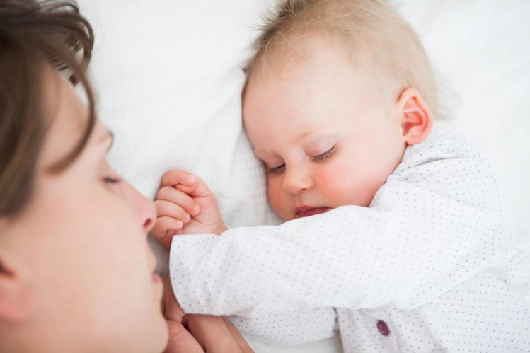Másutt gyereknevelés csecsemők alvás