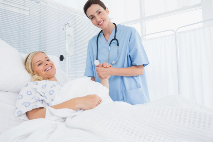 kórházteszt kórház szülés magánkórházban szülni