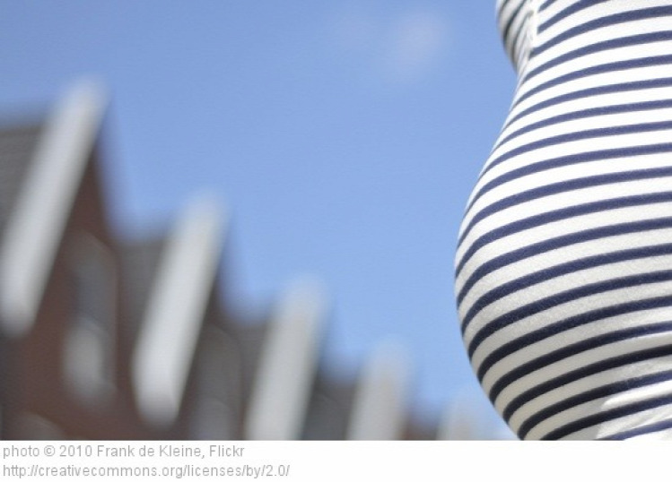 terhesség örökbeadás