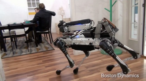 Boston Dynamics robot Spotmini lakás